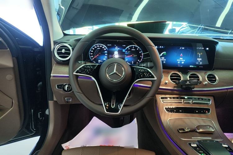 Used Mercedes-Benz E-Class 2022 Second Facelift E 260 L Steering Wheel