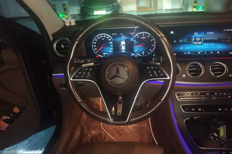 Used Mercedes-Benz E-Class 2022 E 260 L Steering Wheel
