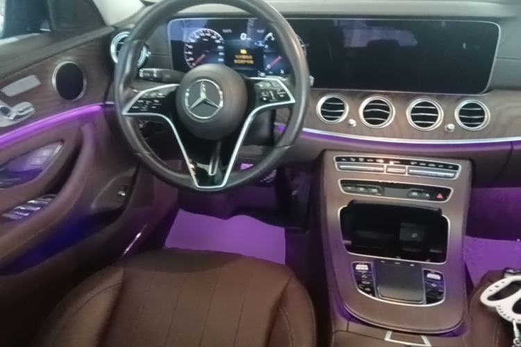Used Mercedes-Benz E-Class 2022 Revised Version E 300 L Fashion Edition Steering Wheel