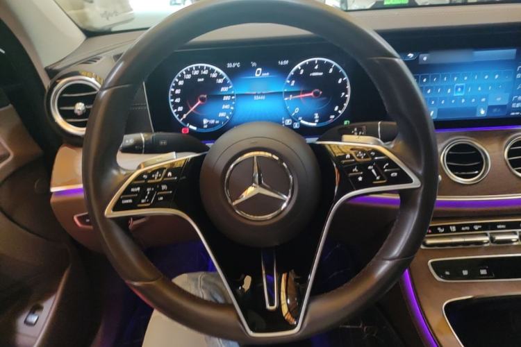 Used Mercedes-Benz E-Class 2022 E 260 L Steering Wheel