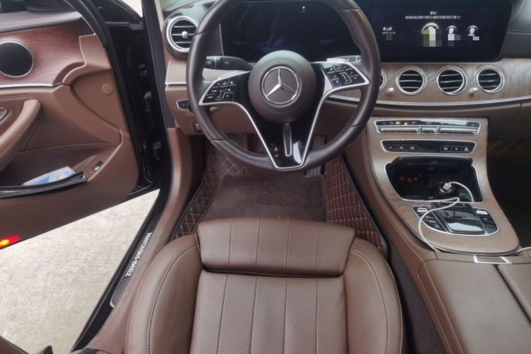 Used Mercedes-Benz E-Class 2022 E 260 L Steering Wheel