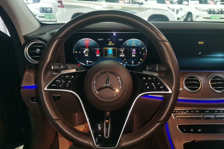 Used Mercedes-Benz E-Class 2022 E 260 L 4MATIC Steering Wheel