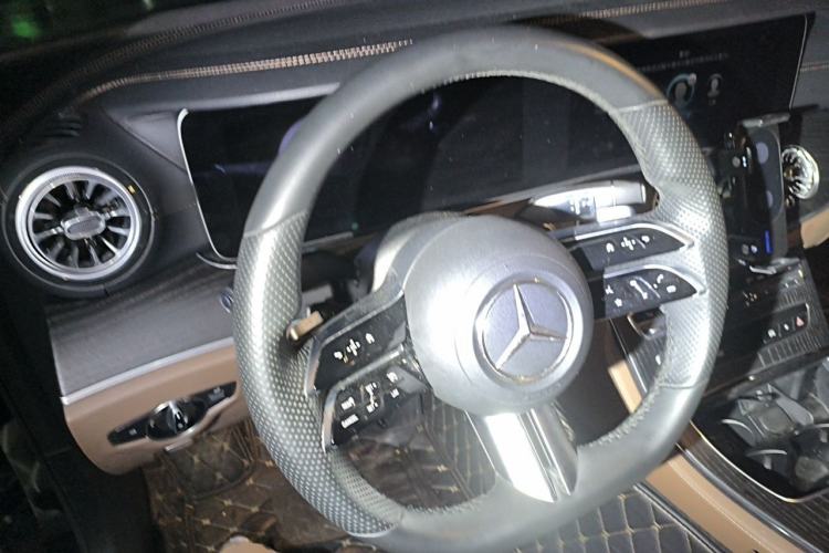 Used Mercedes-Benz E-Class 2022 E 300 L Sport Luxury Edition Steering Wheel