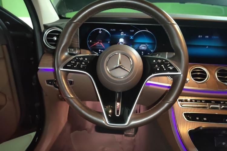 Used Mercedes-Benz E-Class 2022 Updated E 300 L Stylish Edition Steering Wheel