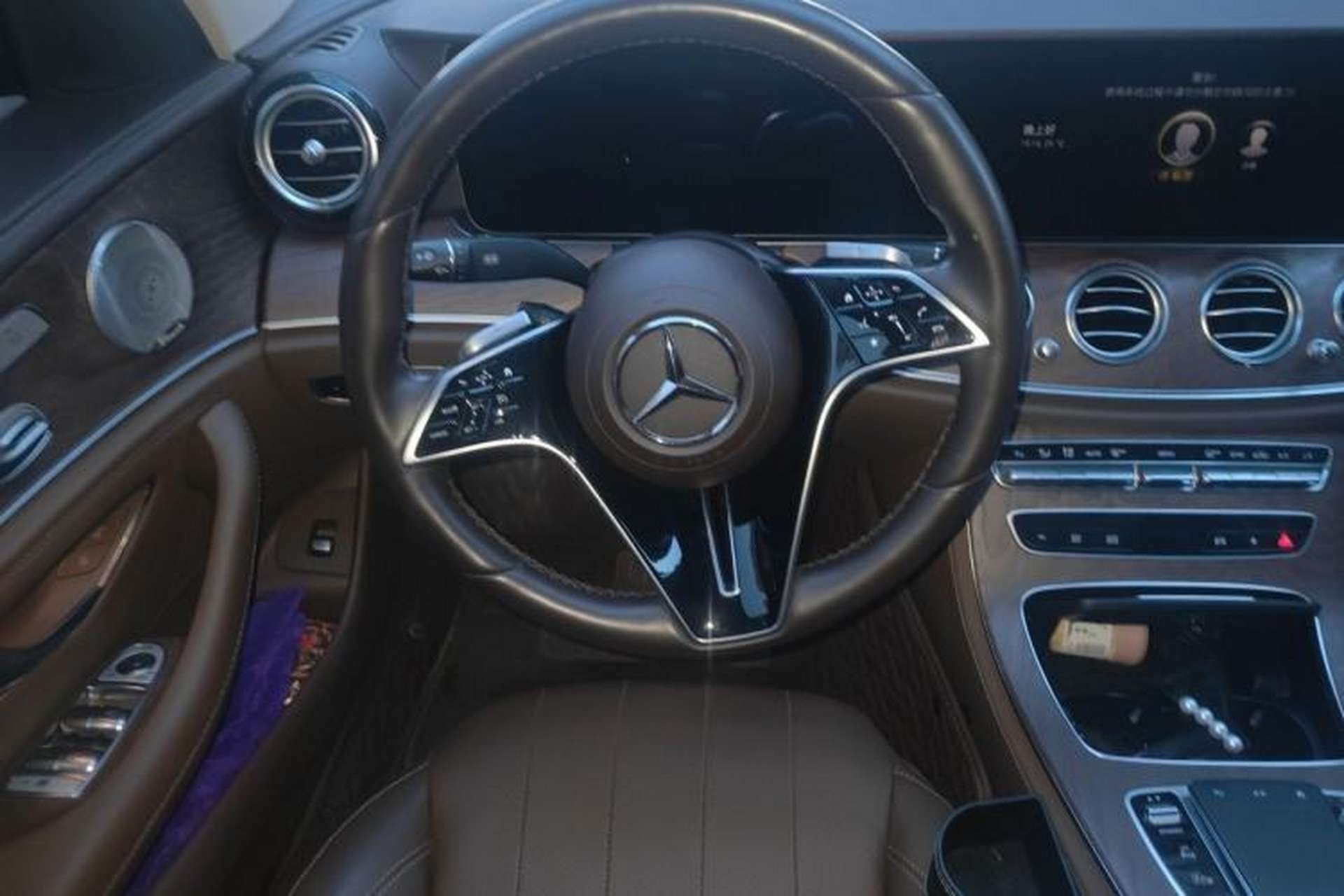 Used Mercedes-Benz E-Class 2022 Revised Version E 300 L Luxury Edition Steering Wheel