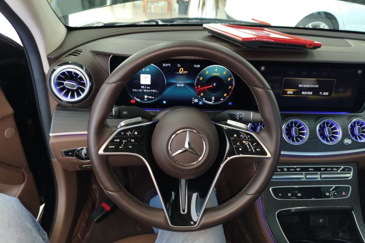 Used Mercedes-Benz E-Class 2022 Revised Version E 300 L Fashion Edition Steering Wheel