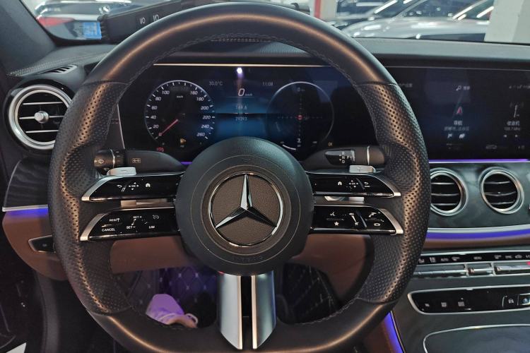 Used Mercedes-Benz E-Class 2022 E 260 Stylish Sports Edition Steering Wheel