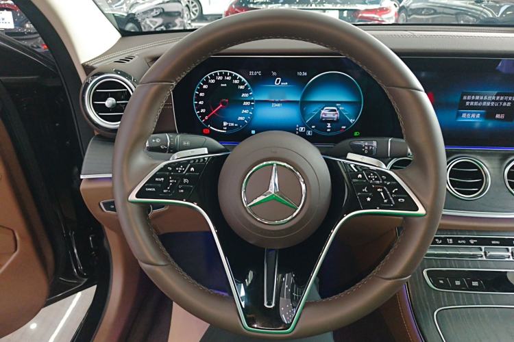 Used Mercedes-Benz E-Class 2022 Second Facelift E 300 L Luxury Edition Steering Wheel