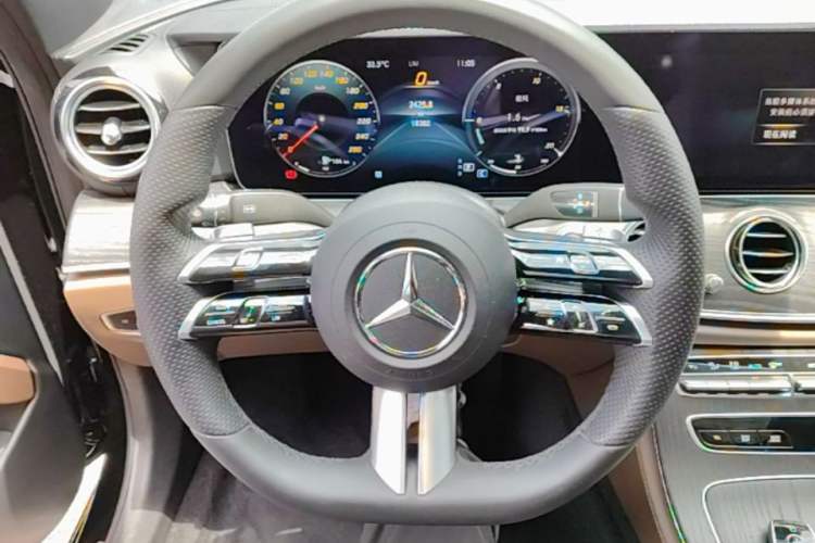 Used Mercedes-Benz E-Class 2022 Revised E 300 L Sporty and Stylish Edition Steering Wheel