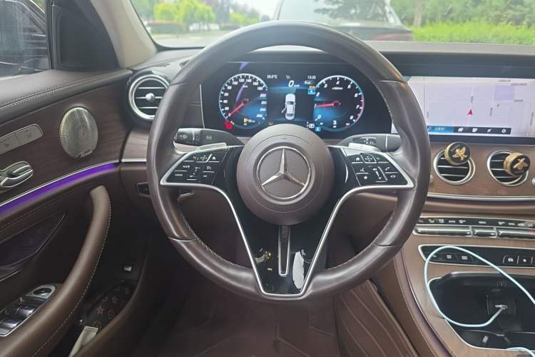 Used Mercedes-Benz E-Class 2022 E 300 L Luxury Model Steering Wheel