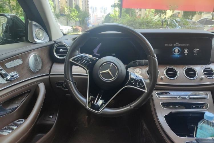 Used Mercedes-Benz E-Class 2022 Revised E 300 L Sport Luxury Edition Steering Wheel