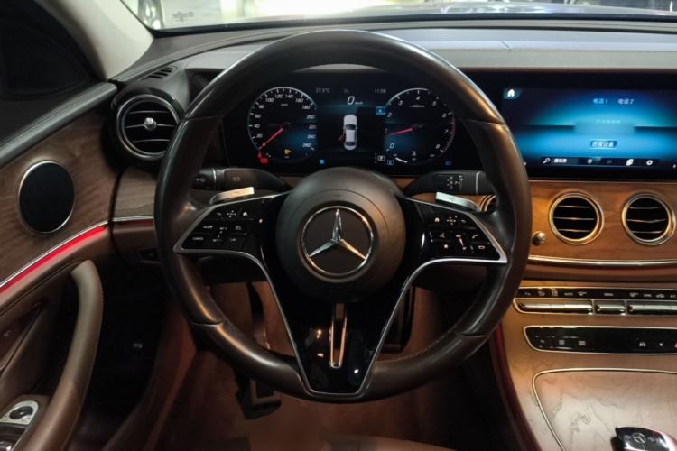 Used Mercedes-Benz E-Class 2022 E 260 L Steering Wheel