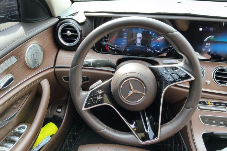 Used Mercedes-Benz E-Class 2022 Second Facelift E 300 L Luxury Edition Steering Wheel