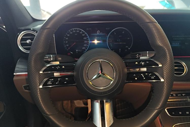 Used Mercedes-Benz E-Class 2022 Revised E 300 L Sporty and Stylish Edition Steering Wheel
