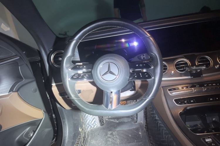 Used Mercedes-Benz E-Class 2022 Revised Version E 300 L Sporty and Stylish Edition Steering Wheel