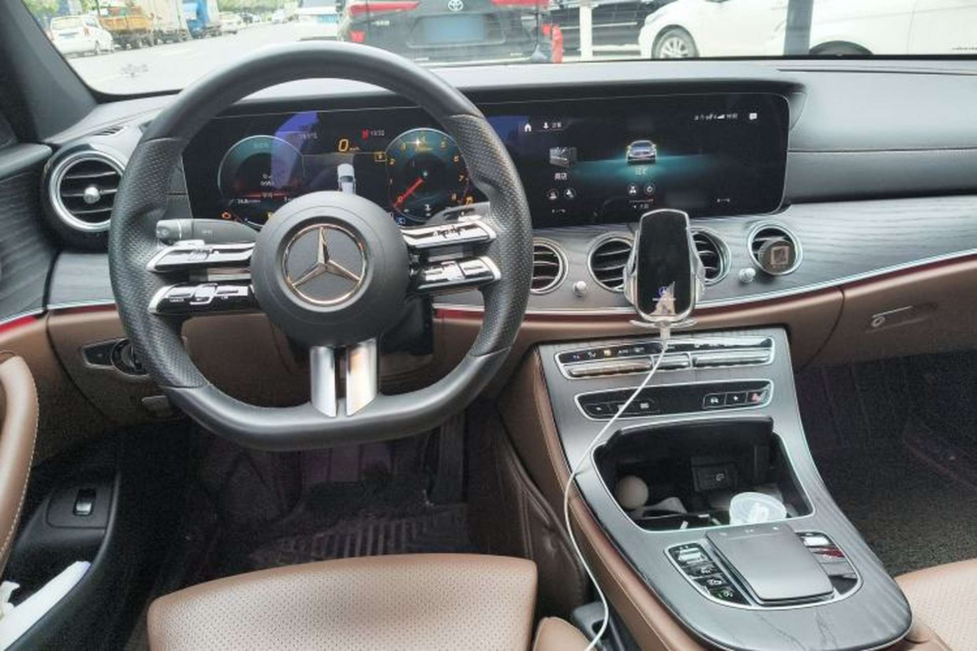 Used Mercedes-Benz E-Class 2022 Second Facelift E 260 L Sport Edition Steering Wheel
