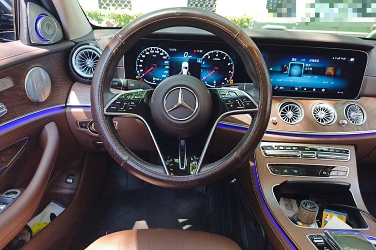 Used Mercedes-Benz E-Class 2022 Revised Version E 300 L Luxury Edition Steering Wheel