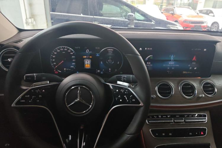 Used Mercedes-Benz E-Class 2022 E 260 L Steering Wheel