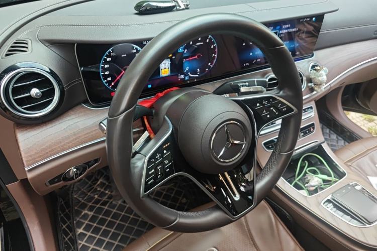 Used Mercedes-Benz E-Class 2022 E 260 L Steering Wheel