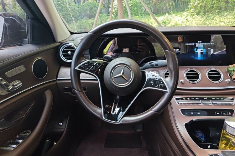 Used Mercedes-Benz E-Class 2022 Revised Version E 300 L Fashion Edition Steering Wheel