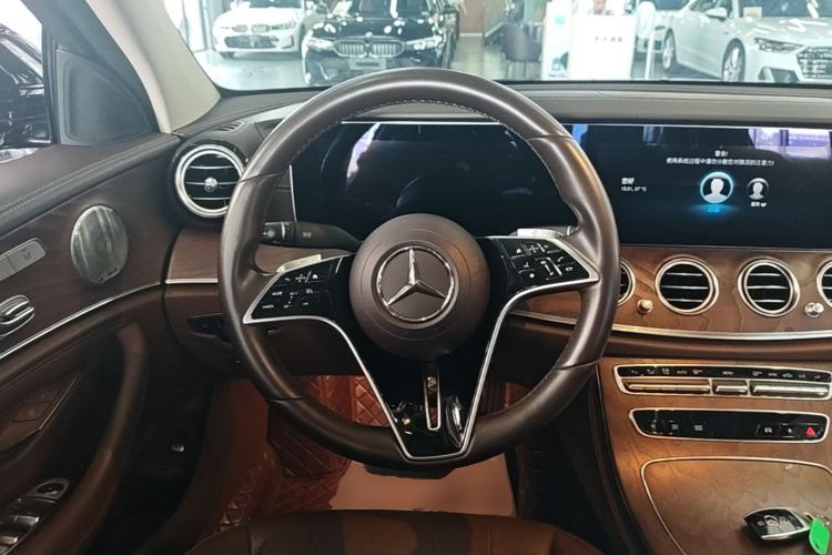 Used Mercedes-Benz E-Class 2022 E 300 L Luxury Model Steering Wheel