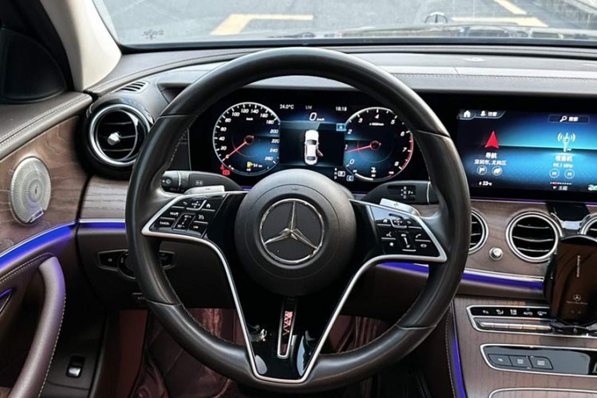 Used Mercedes-Benz E-Class 2022 Revised Version E 300 L Luxury Edition Steering Wheel