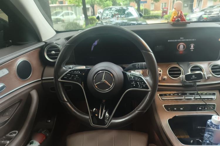 Used Mercedes-Benz E-Class 2022 Second Facelift E 260 L Steering Wheel