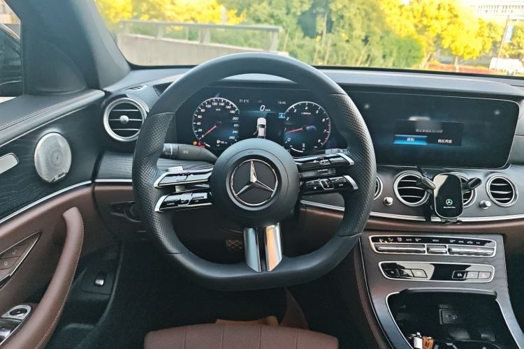 Used Mercedes-Benz E-Class 2022 E 300 Stylish Sports Edition Steering Wheel