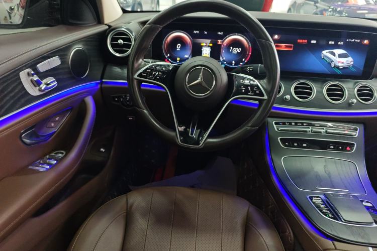 Used Mercedes-Benz E-Class 2022 Revised Version E 300 L Fashion Edition Steering Wheel