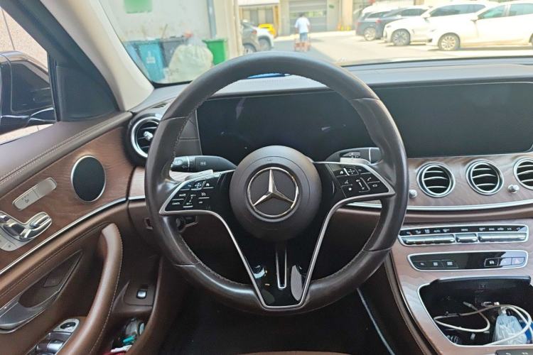 Used Mercedes-Benz E-Class 2022 E 300 L Stylish Model Steering Wheel