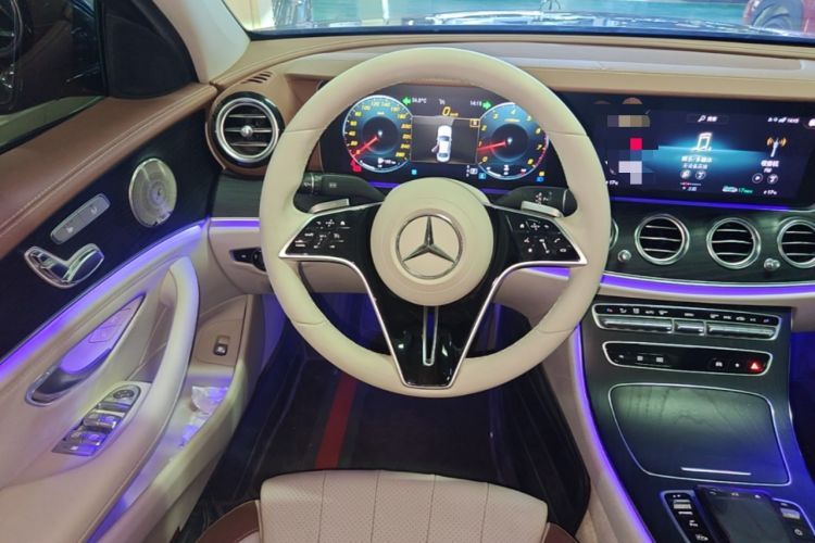 Used Mercedes-Benz E-Class 2022 Second Facelift E 300 L Luxury Edition Steering Wheel