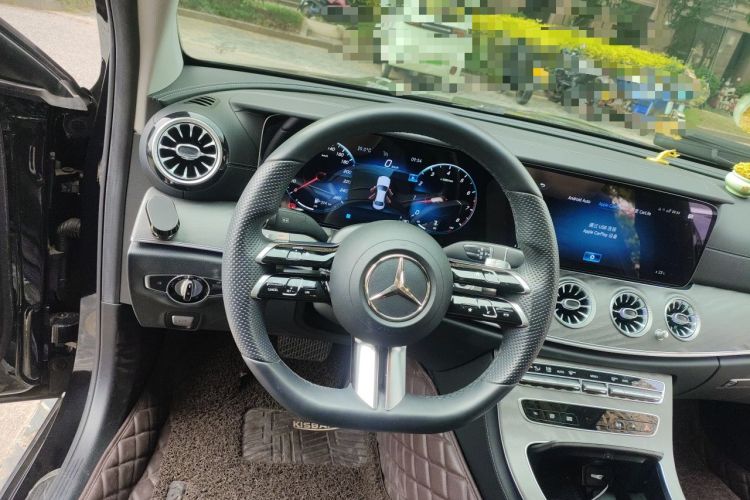 Used Mercedes-Benz E-Class 2022 Revised E 300 L Sport Luxury Edition Steering Wheel