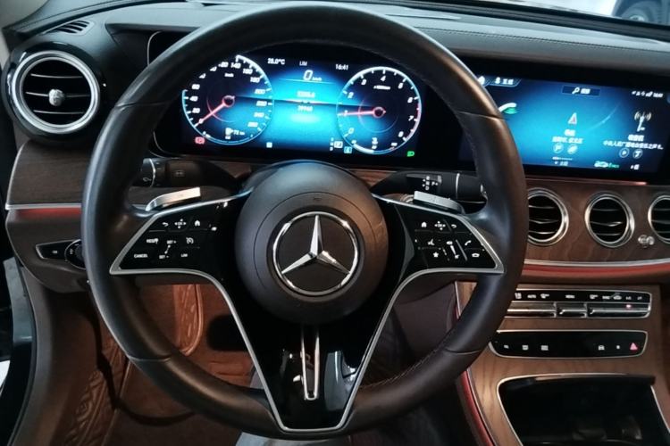 Used Mercedes-Benz E-Class 2022 Updated E 300 L Stylish Edition Steering Wheel