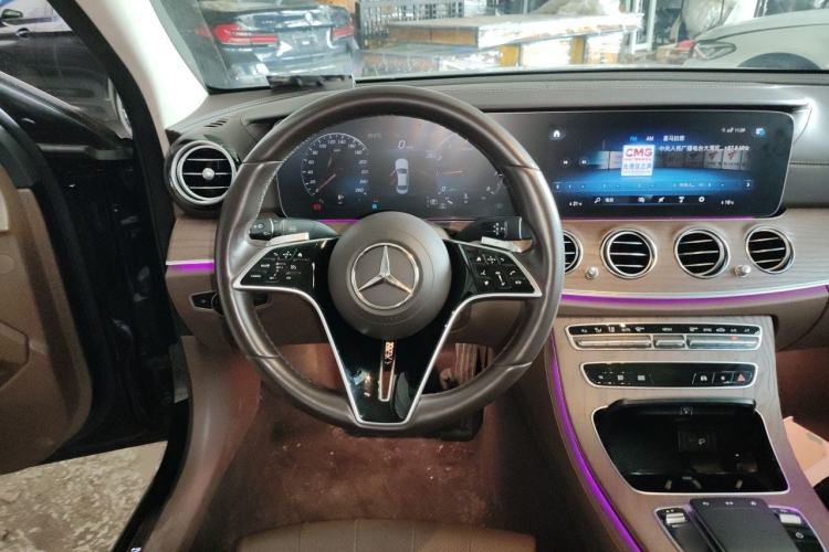 Used Mercedes-Benz E-Class 2022 Updated E 300 L Stylish Edition Steering Wheel