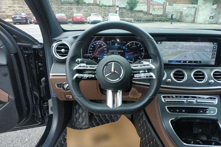 Used Mercedes-Benz E-Class 2022 E 300 L Sporty and Stylish Model Steering Wheel