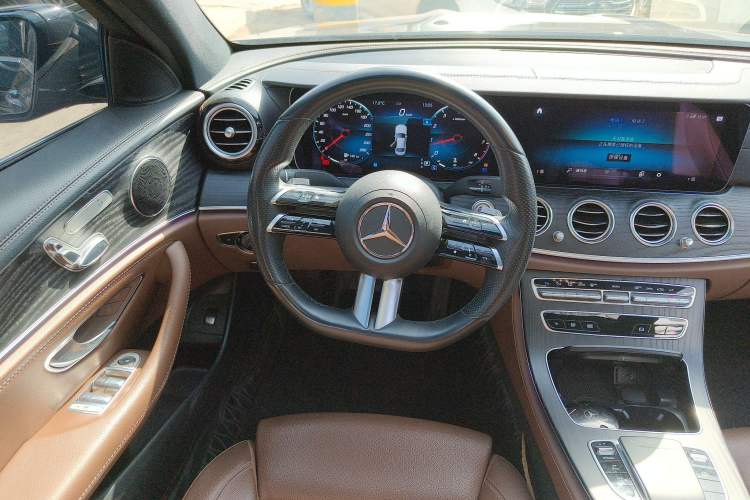 Used Mercedes-Benz E-Class 2022 E 260 L Sport Edition Steering Wheel