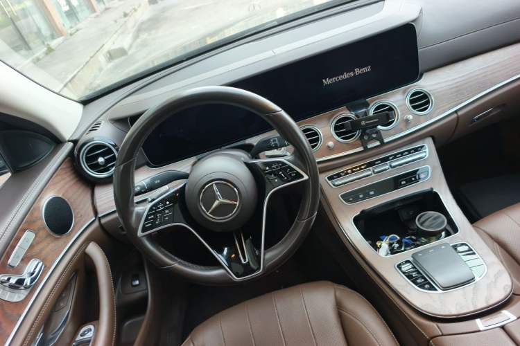 Used Mercedes-Benz E-Class 2022 E 300 L Stylish Model Steering Wheel