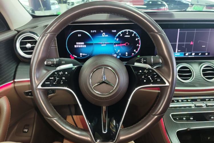 Used Mercedes-Benz E-Class 2022 Revised Version E 300 L Fashion Edition Steering Wheel
