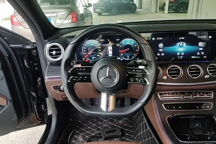 Used Mercedes-Benz E-Class 2022 Revised E 300 L Sporty and Stylish Edition Steering Wheel