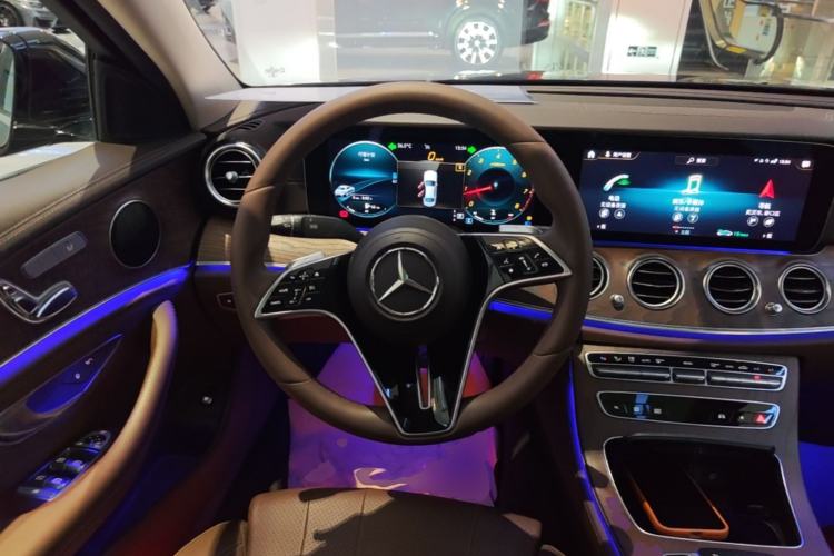 Used Mercedes-Benz E-Class 2022 E 260 L Steering Wheel