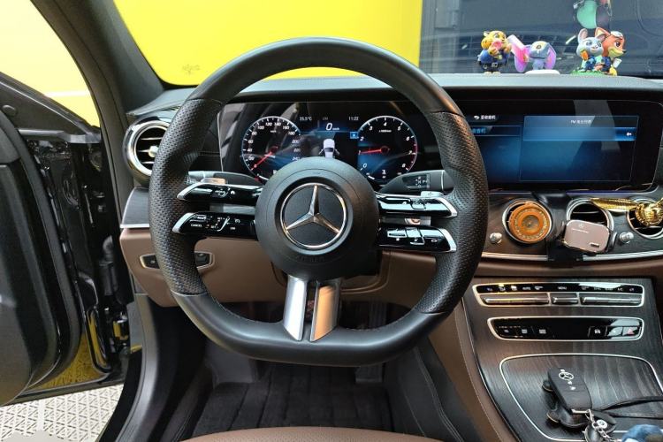 Used Mercedes-Benz E-Class 2022 Revised E 300 L Sporty and Stylish Edition Steering Wheel