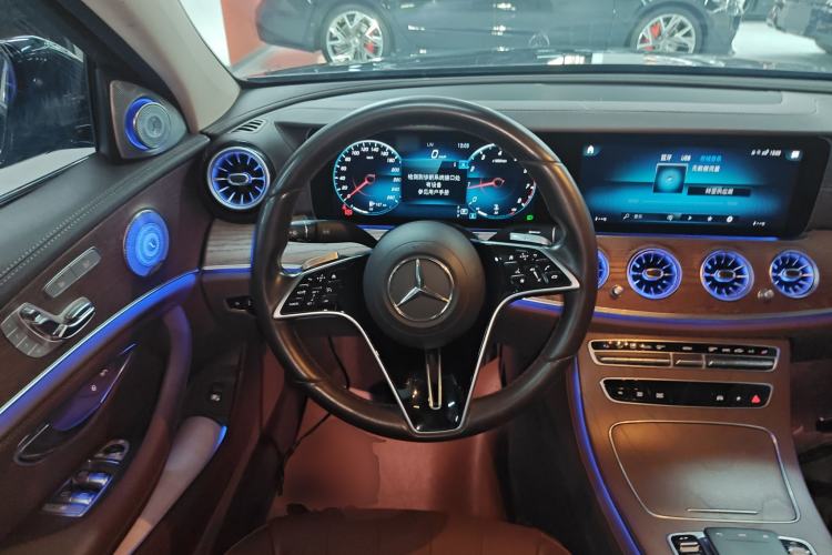 Used Mercedes-Benz E-Class 2022 E 300 L Stylish Model Steering Wheel