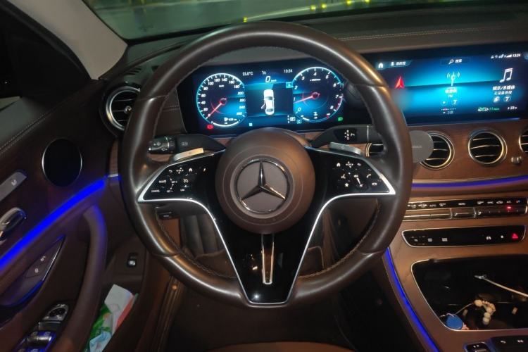 Used Mercedes-Benz E-Class 2022 Revised Version E 300 L Fashion Edition Steering Wheel