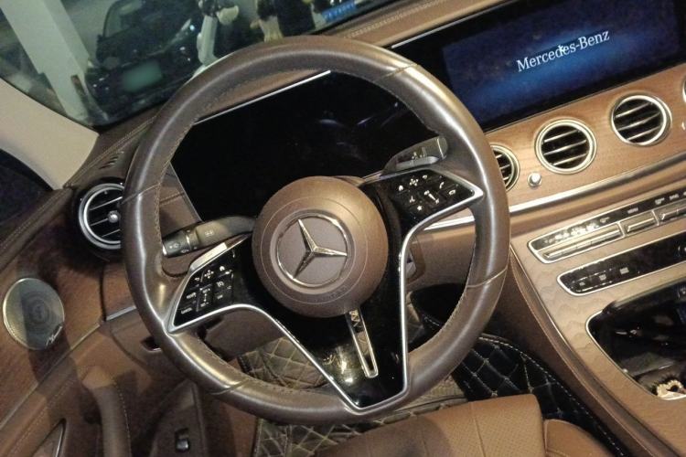Used Mercedes-Benz E-Class 2022 Updated E 300 L Stylish Edition Steering Wheel