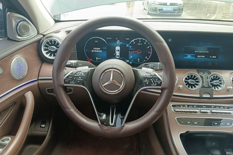 Used Mercedes-Benz E-Class 2022 Updated E 260 L Steering Wheel