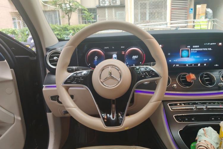 Used Mercedes-Benz E-Class 2022 E 260 L Steering Wheel
