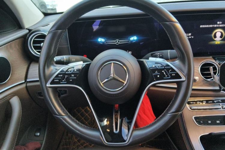 Used Mercedes-Benz E-Class 2022 E 260 L Steering Wheel