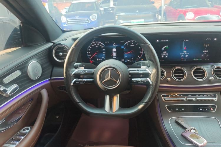 Used Mercedes-Benz E-Class 2022 Second Facelift E 300 L Sport Luxury Edition Steering Wheel