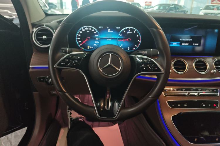 Used Mercedes-Benz E-Class 2022 Revised Version E 300 L Fashion Edition Steering Wheel