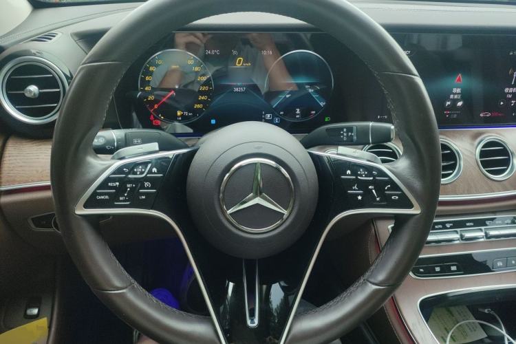 Used Mercedes-Benz E-Class 2022 Updated E 300 L Stylish Edition Steering Wheel